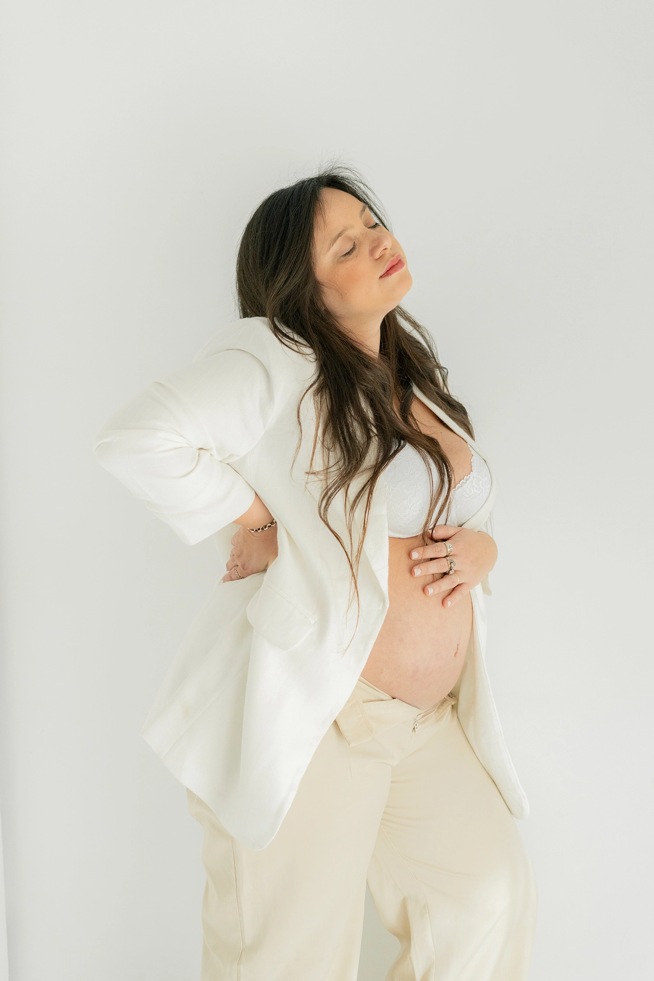 ropa ideal para una sesion de fotos de embarazada valencia